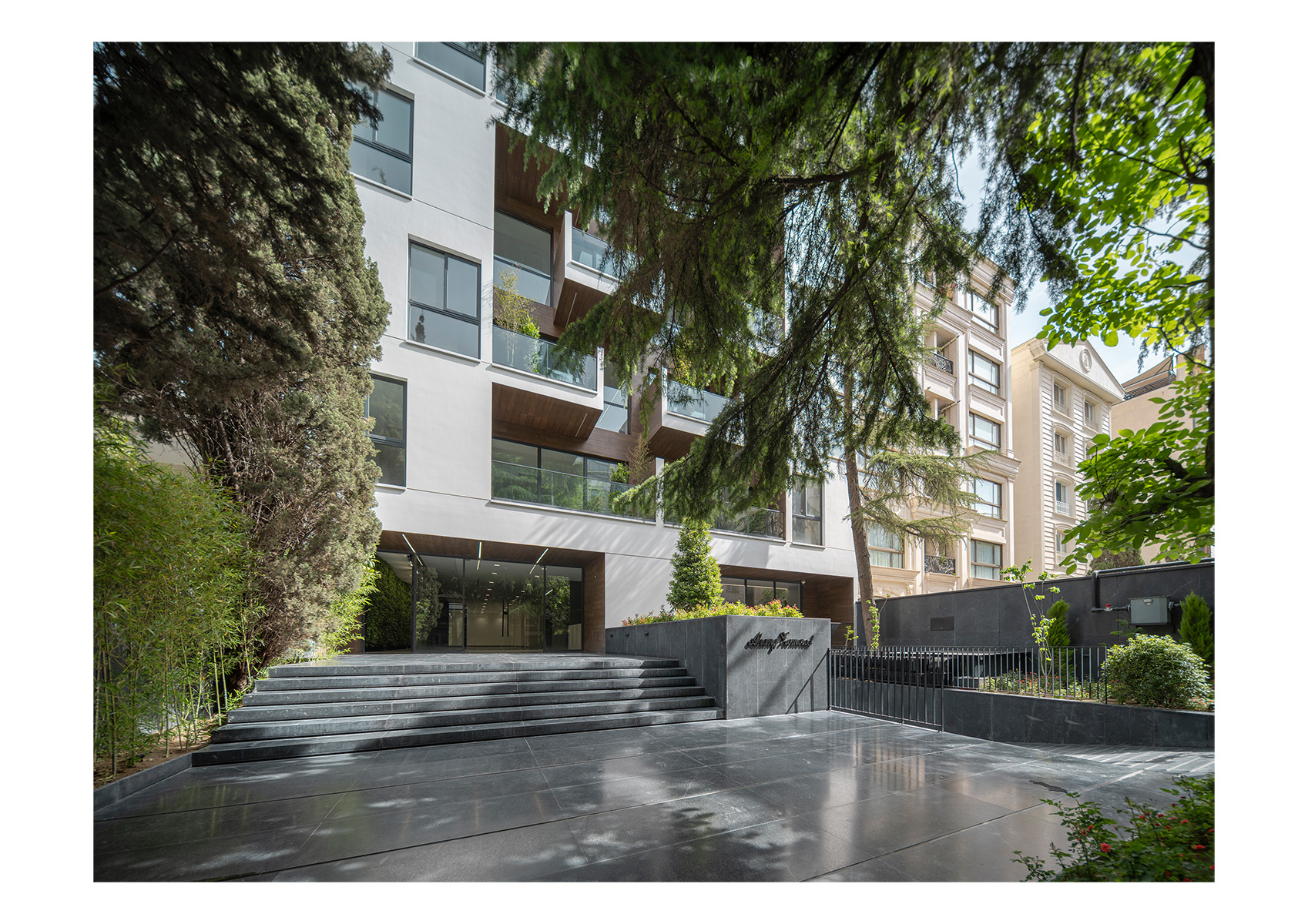 Zomorod Residential Building