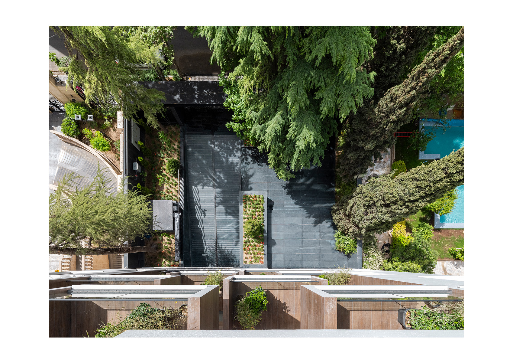 Zomorod Residential Building